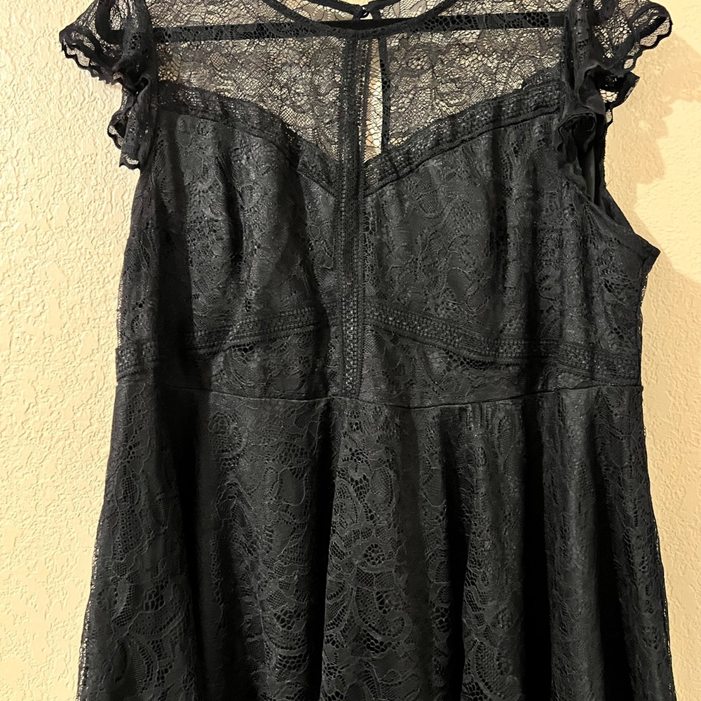 Elegant Black Lace Dress shirt torrid